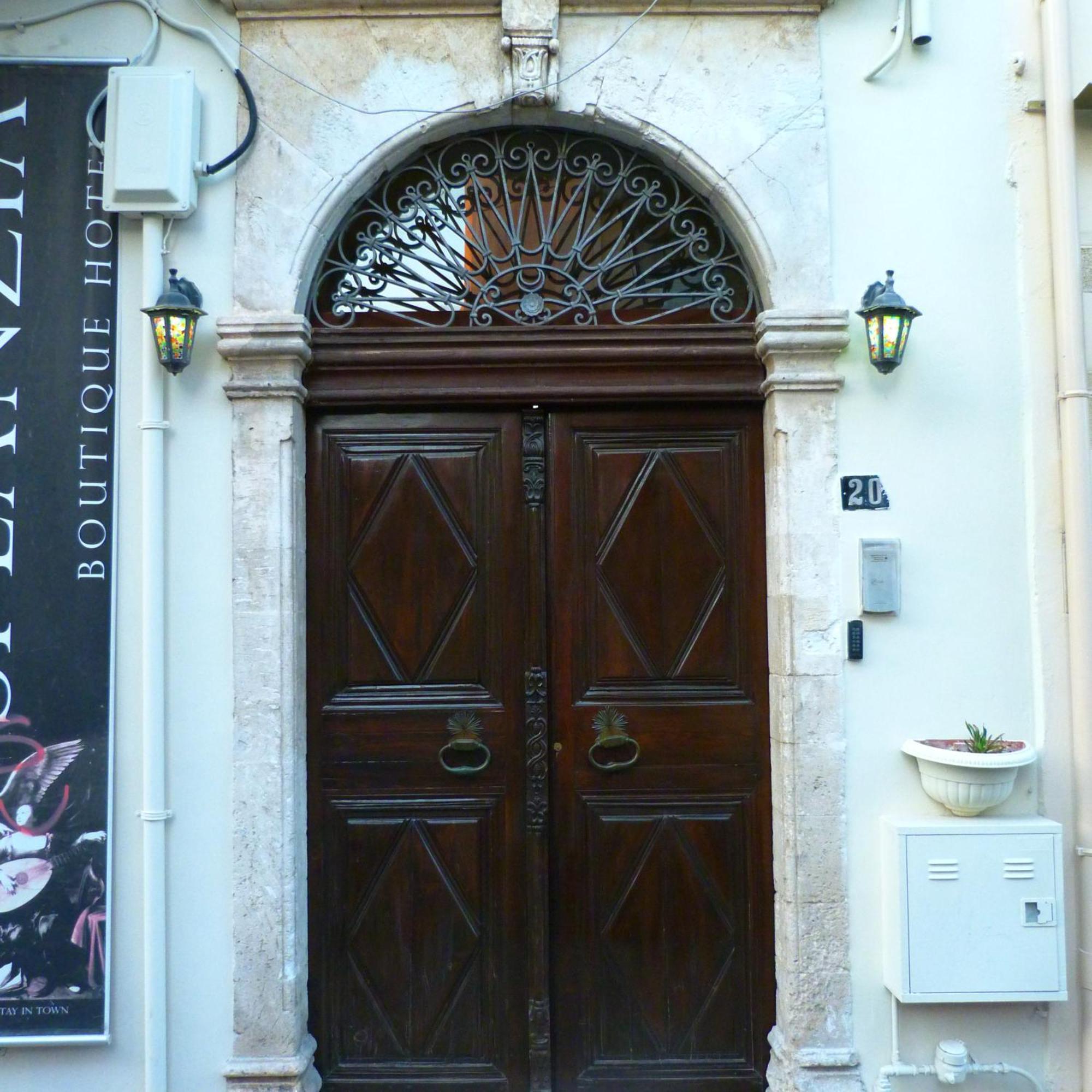 Splanzia Boutique חאניה