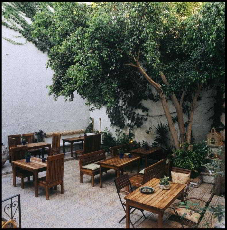 מלון Splanzia Boutique